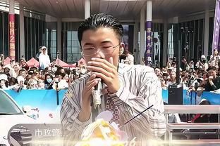?男子单人皮艇决赛 中国选手全鑫发挥出色拿到金牌！